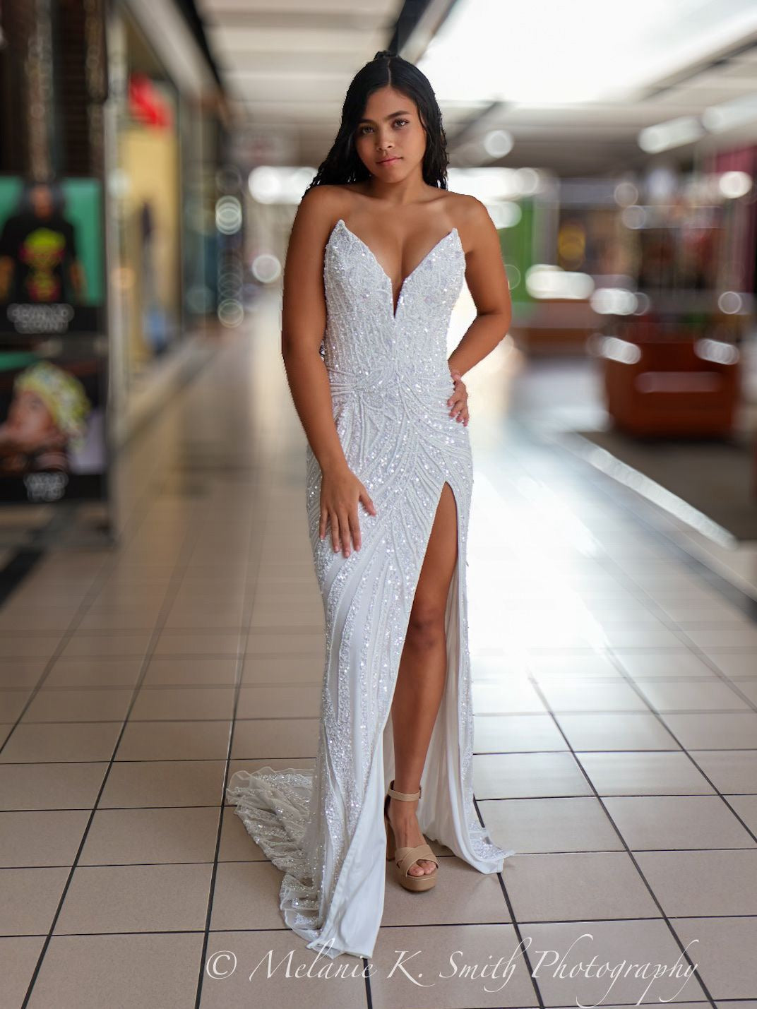 Ashley Lauren 081123625